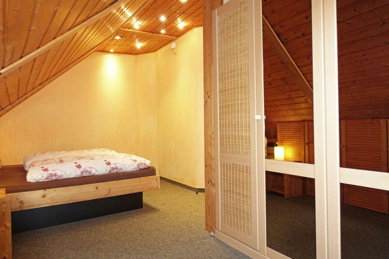 Ferienwohnung Mit Wasserbett Fw3 Saalfeld Saale Εξωτερικό φωτογραφία